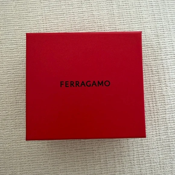 Salvatore Ferragamo Black leather bracelet with Silver Hardware - Picture 2 of 9